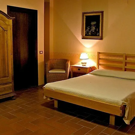 Tassinaia Bed & Breakfast